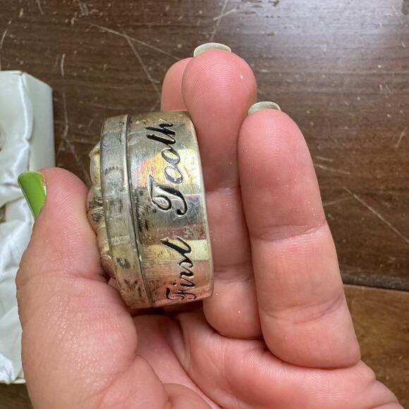 Vintage Silver Boby Fork & Spoon Velvet lined first Curl & First tooth keepsakes - Picture 4 of 7